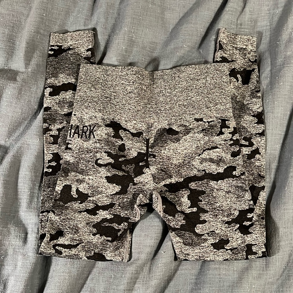 Gymshark Gray Camo Leggings